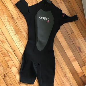O’Neil shorty wetsuit